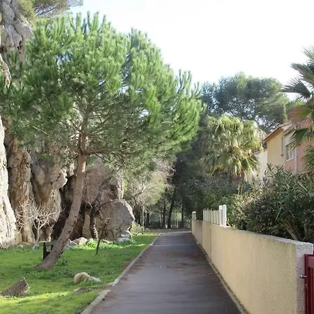 Apartment 34 M2 - 300m De La - 4 Pers - Piscine - Parking Prive