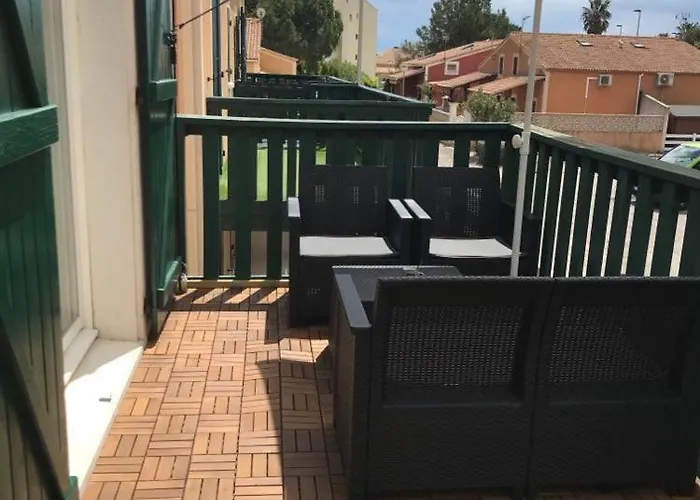 34 M2 - 300m De La - 4 Pers - Piscine - Parking Prive *
